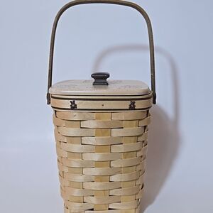 2007 Longaberger Basket Boyds Bear Country Basket Feast Signed Wendy Longaberger